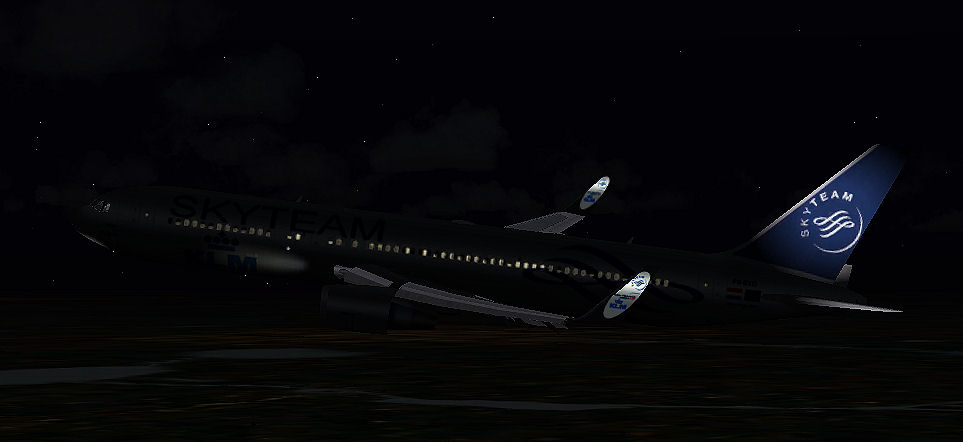 fs-freeware.net - FSX Level D-767-300 KLM - BXO textures